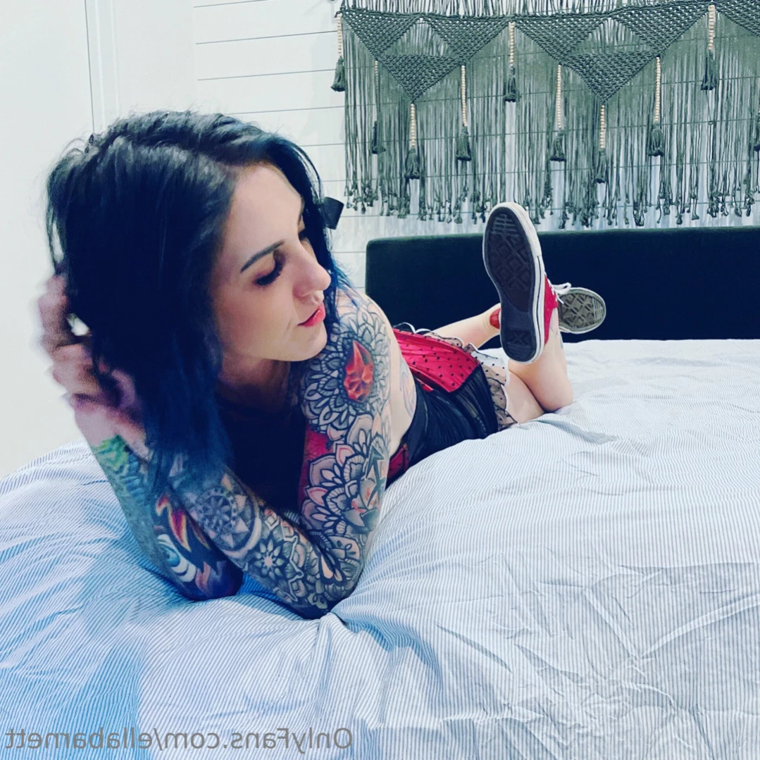 Ella Barnett-  Bisexual Tattooed Mom [ ellabarnett ] Onlyfans leaked photo 14383717 on Hotleaks.tv