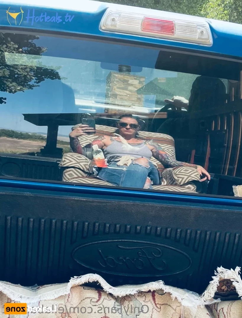 Ella Barnett-  Bisexual Tattooed Mom [ ellabarnett ] Onlyfans leaked photo 14384720 on Hotleaks.tv