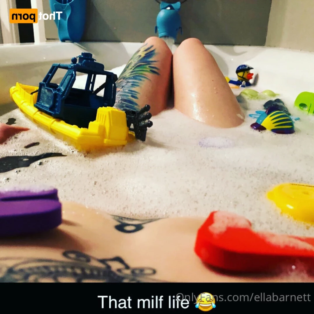 Ella Barnett-  Bisexual Tattooed Mom [ ellabarnett ] Onlyfans leaked photo 14384946 on Hotleaks.tv