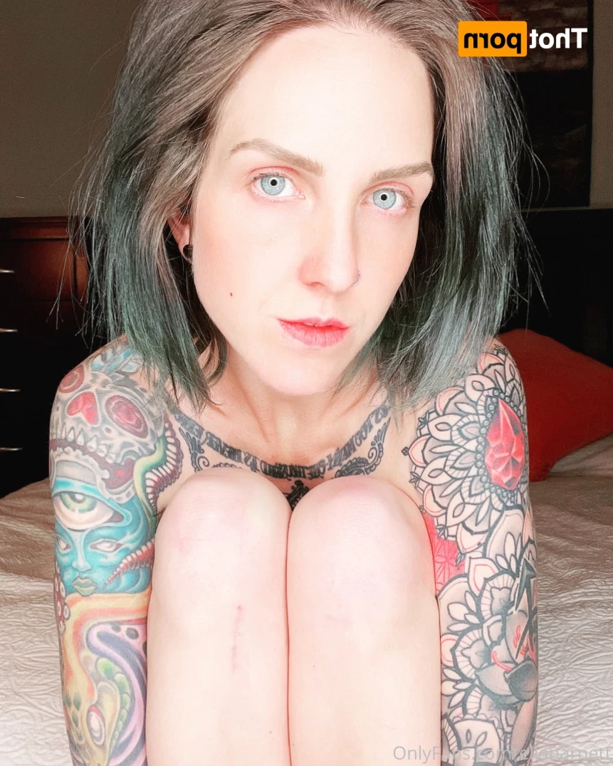 Ella Barnett-  Bisexual Tattooed Mom [ ellabarnett ] Onlyfans leaked photo 14389167 on Hotleaks.tv
