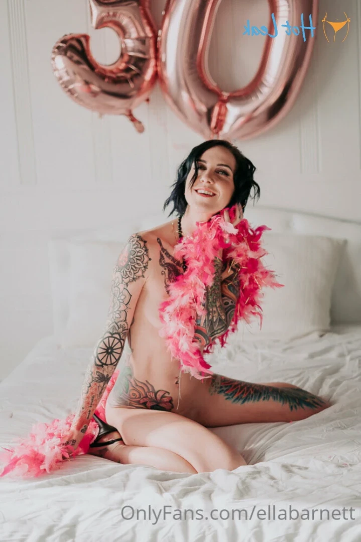 Ella Barnett-  Bisexual Tattooed Mom [ ellabarnett ] Onlyfans leaked photo 14389414 on Hotleaks.tv