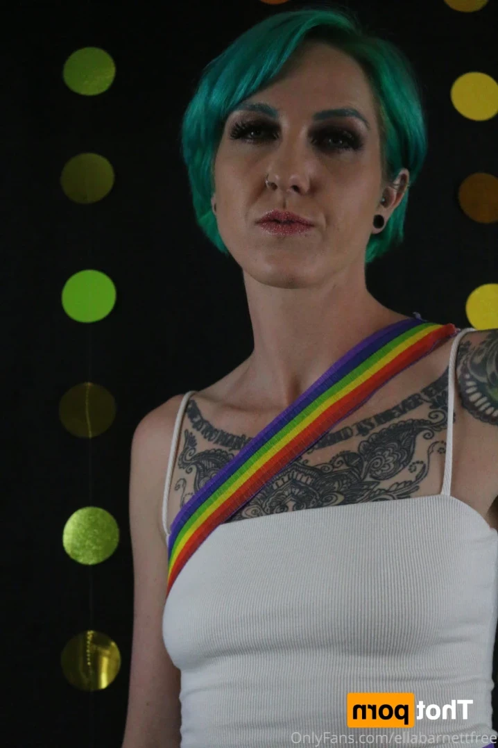 Ella Barnett-  Bisexual Tattooed Mom [ ellabarnett ] Onlyfans leaked photo 14390928 on Hotleaks.tv