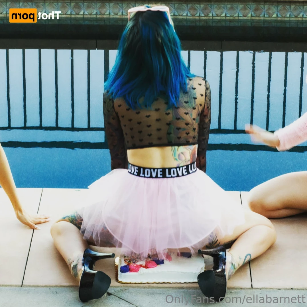 Ella Barnett-  Bisexual Tattooed Mom [ ellabarnett ] Onlyfans leaked photo 14390948 on Hotleaks.tv