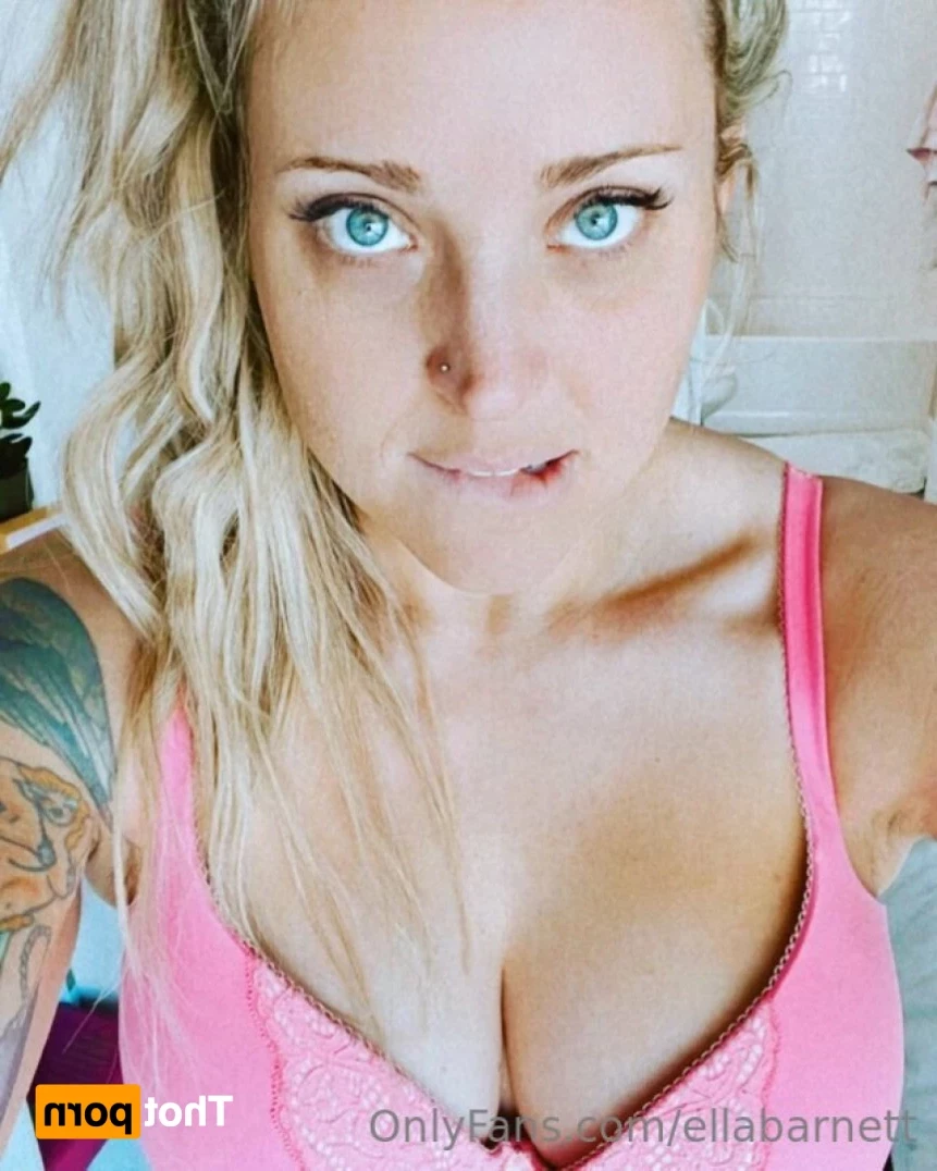 Ella Barnett-  Bisexual Tattooed Mom [ ellabarnett ] Onlyfans leaked photo 14391427 on Hotleaks.tv