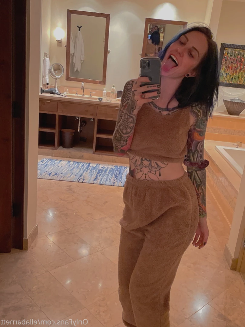 Ella Barnett-  Bisexual Tattooed Mom [ ellabarnett ] Onlyfans leaked photo 14391480 on Hotleaks.tv