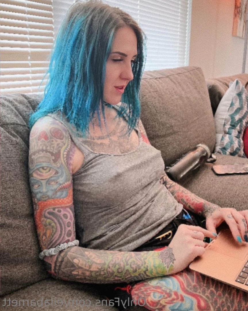 Ella Barnett-  Bisexual Tattooed Mom [ ellabarnett ] Onlyfans leaked photo 14398837 on Hotleaks.tv