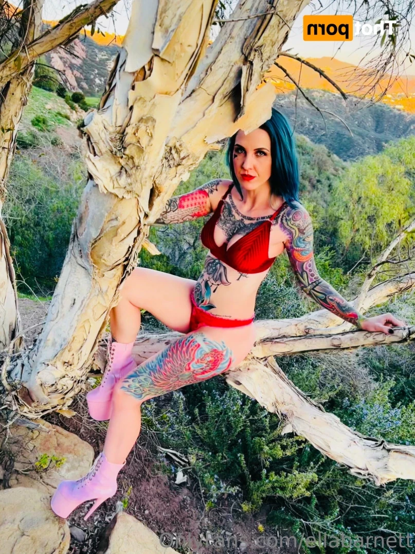 Ella Barnett-  Bisexual Tattooed Mom [ ellabarnett ] Onlyfans leaked photo 14750772 on Hotleaks.tv