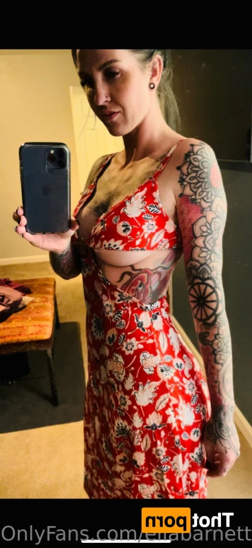Ella Barnett-  Bisexual Tattooed Mom [ ellabarnett ] Onlyfans leaked photo 14885796 on Hotleaks.tv