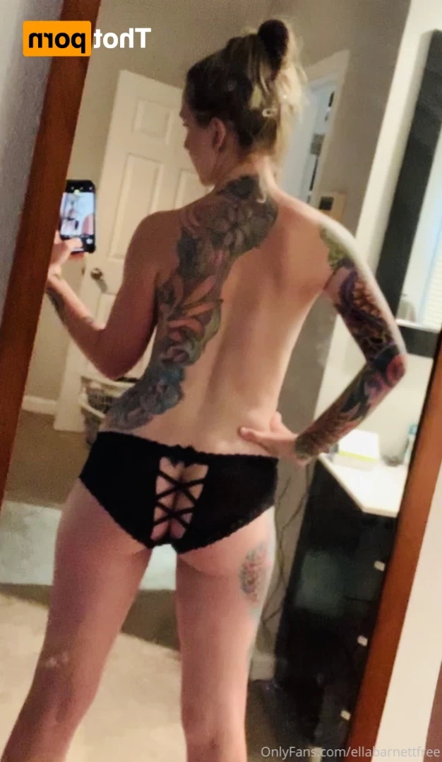 Ella Barnett-  Bisexual Tattooed Mom [ ellabarnett ] Onlyfans leaked photo 15209566 on Hotleaks.tv