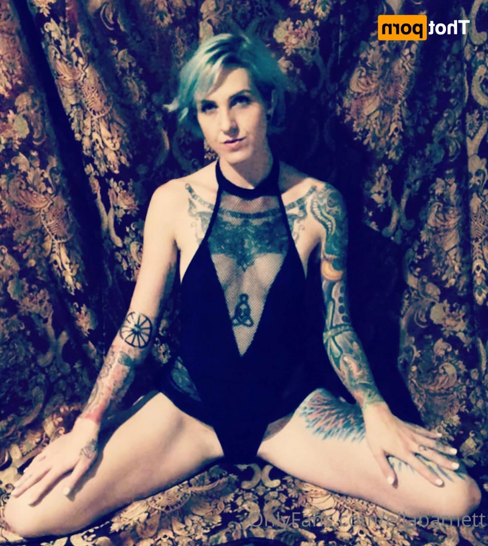 Ella Barnett-  Bisexual Tattooed Mom [ ellabarnett ] Onlyfans leaked photo 15465039 on Hotleaks.tv