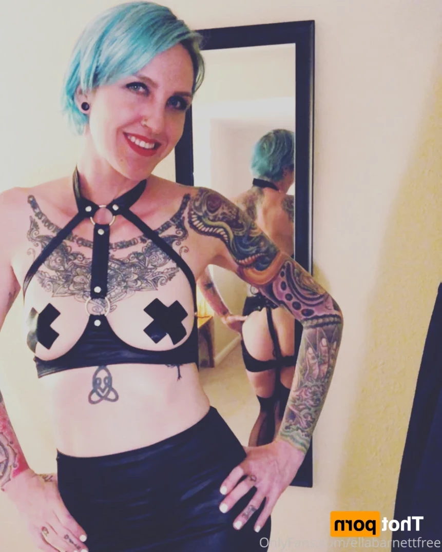 Ella Barnett-  Bisexual Tattooed Mom [ ellabarnett ] Onlyfans leaked photo 15823772 on Hotleaks.tv