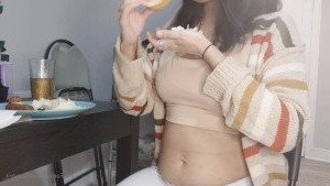 ellaeating Onlyfans leaked video 3326994 on Hotleaks.tv