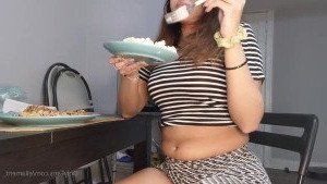 ellaeating Onlyfans leaked video 3327272 on Hotleaks.tv