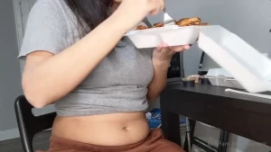 ellaeating Onlyfans leaked video 4873977 on Hotleaks.tv