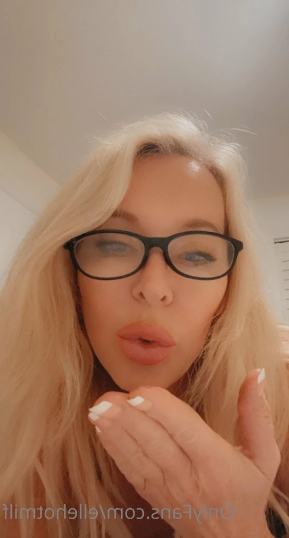 ellehotmom Onlyfans leaked photo 3949160 on Hotleaks.tv