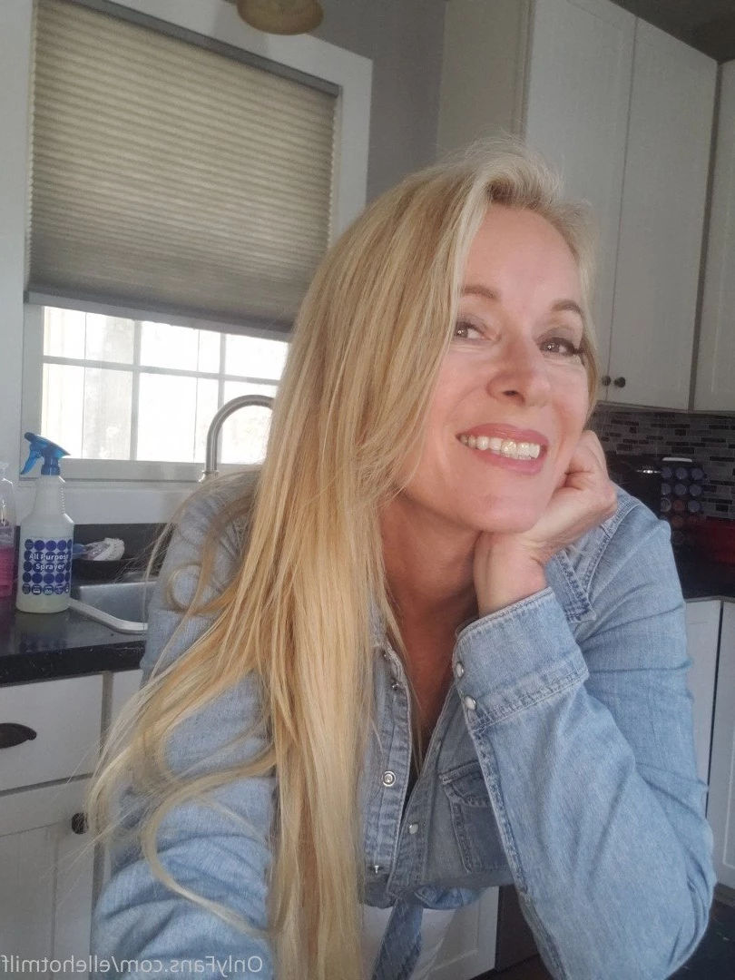 ellehotmom Onlyfans leaked photo 4001306 on Hotleaks.tv