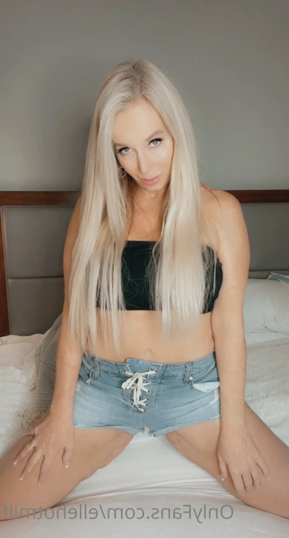 ellehotmom Onlyfans leaked photo 5902979 on Hotleaks.tv
