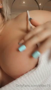 4874943