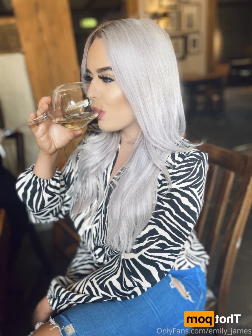 Emily [ emily_james ] Onlyfans leaked photo 14387579 on Hotleaks.tv