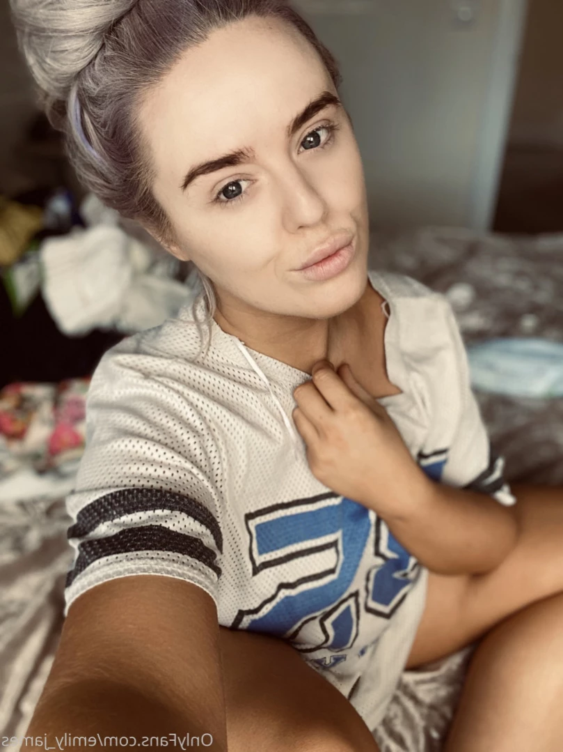 Emily [ emily_james ] Onlyfans leaked photo 14401388 on Hotleaks.tv