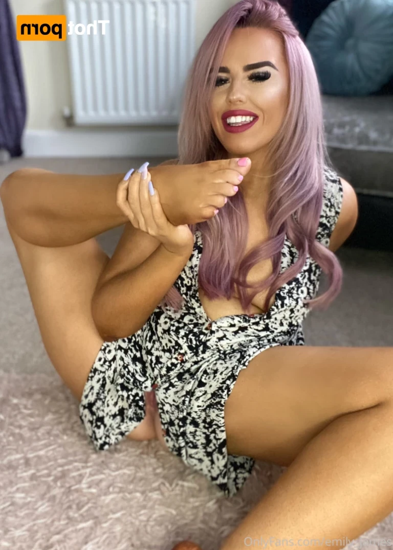 Emily [ emily_james ] Onlyfans leaked photo 14413406 on Hotleaks.tv