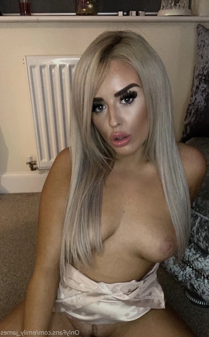 Emily [ emily_james ] Onlyfans leaked photo 14800359 on Hotleaks.tv
