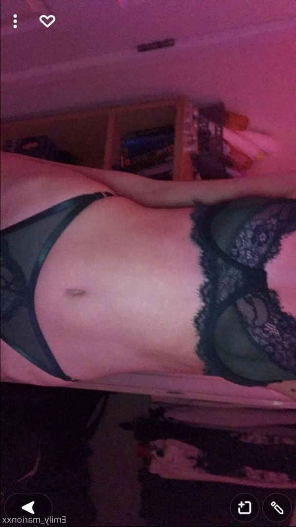 Emily [ emily_marionxx ] Onlyfans leaked photo 3563534 on Hotleaks.tv