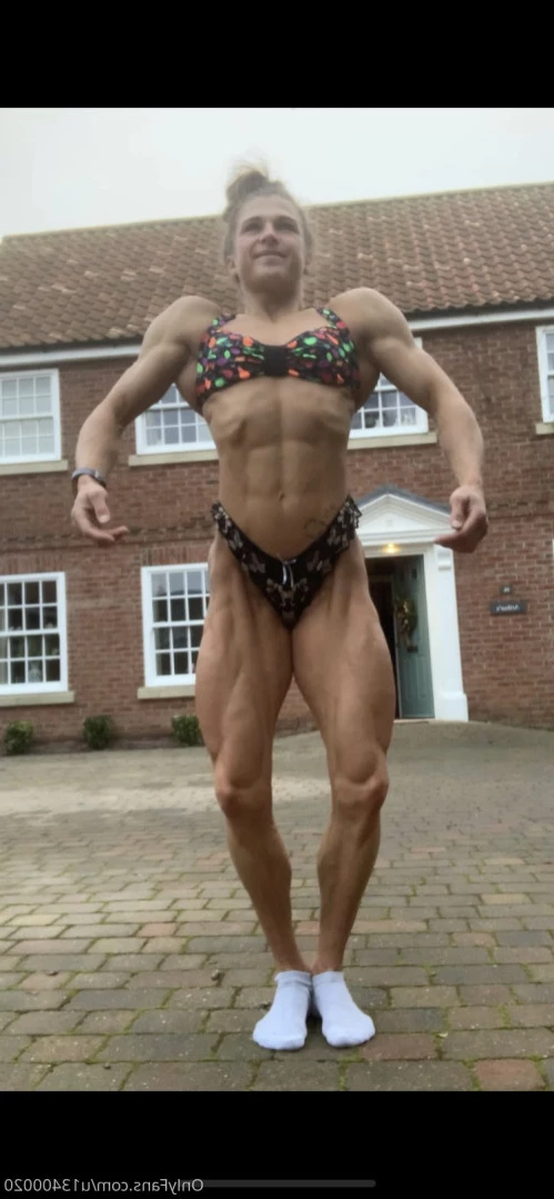 Emilybrand98 [ emilyjbrand98 ] Onlyfans leaked photo 14401721 on Hotleaks.tv