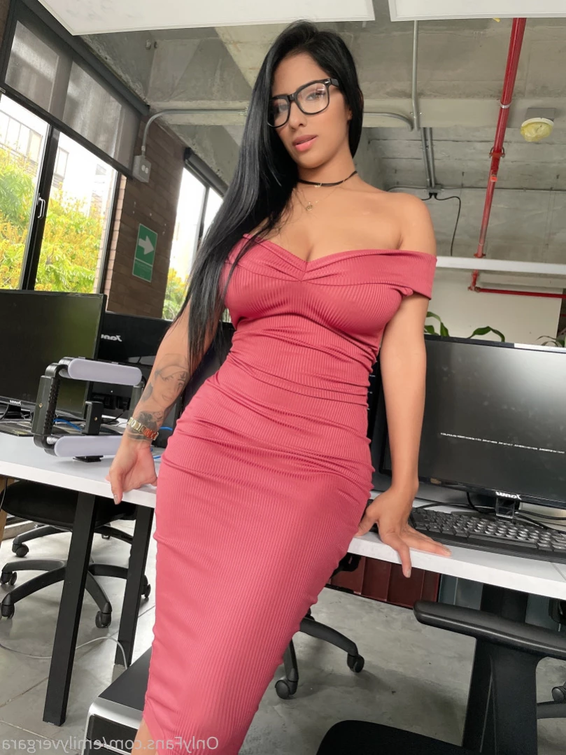 Bella 🌺 [ emilyvergara ] Onlyfans leaked photo 15486952 on Hotleaks.tv