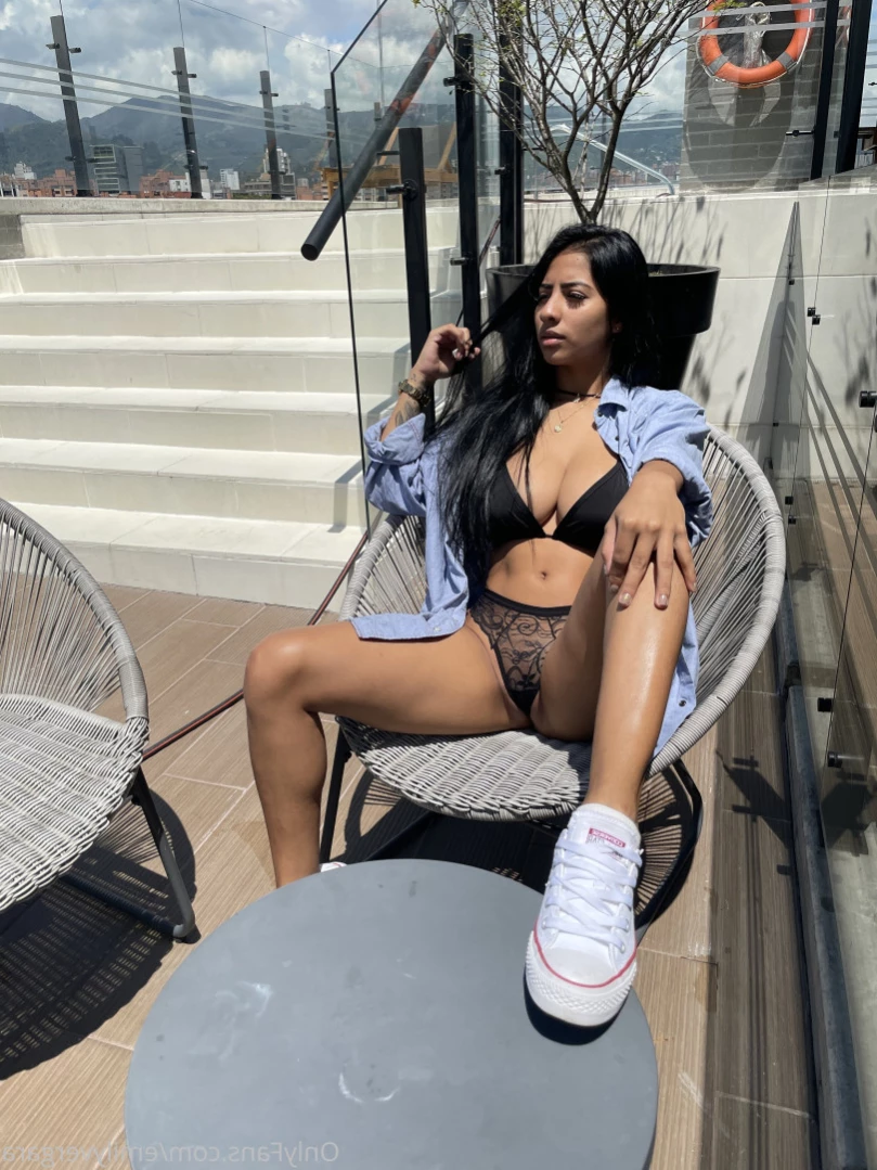 Bella 🌺 [ emilyvergara ] Onlyfans leaked photo 15979819 on Hotleaks.tv