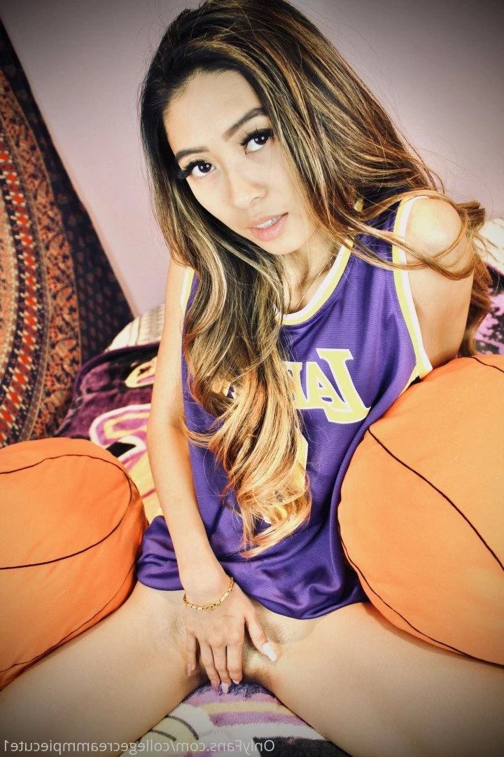 collegecreammpiecutie1 Onlyfans leaked photo 4454061 on Hotleaks.tv
