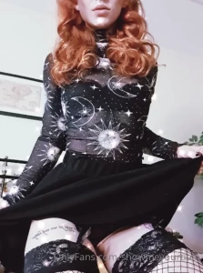 PUN QUEEN 👸 [ emmahircine ] Onlyfans leaked video 16170732 on Hotleaks.tv