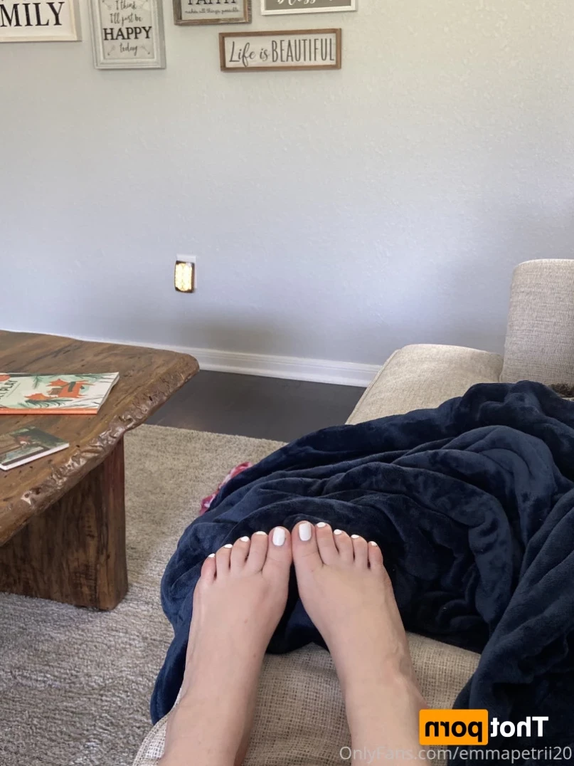 emmapetrii20 Onlyfans leaked photo 11880410 on Hotleaks.tv