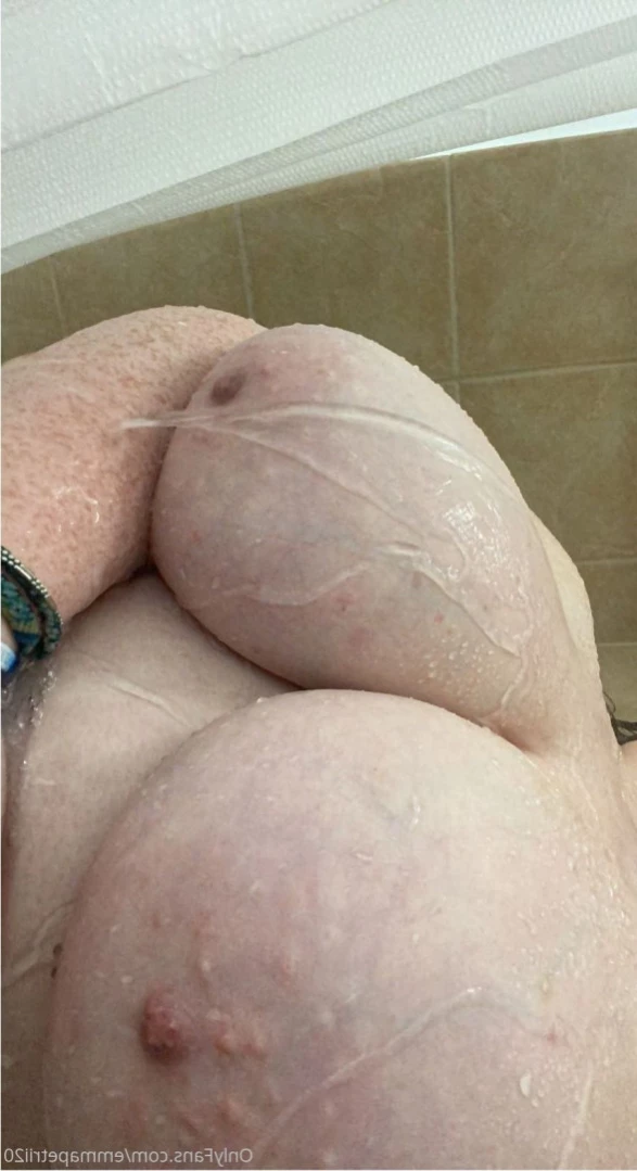 emmapetrii20 Onlyfans leaked photo 11983423 on Hotleaks.tv