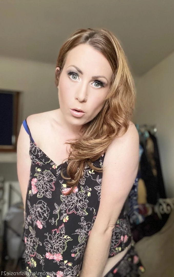 Sexy momma M1LF Rosie Big tits girl [ englishrosie21 ] Onlyfans leaked photo 3682718 on Hotleaks.tv
