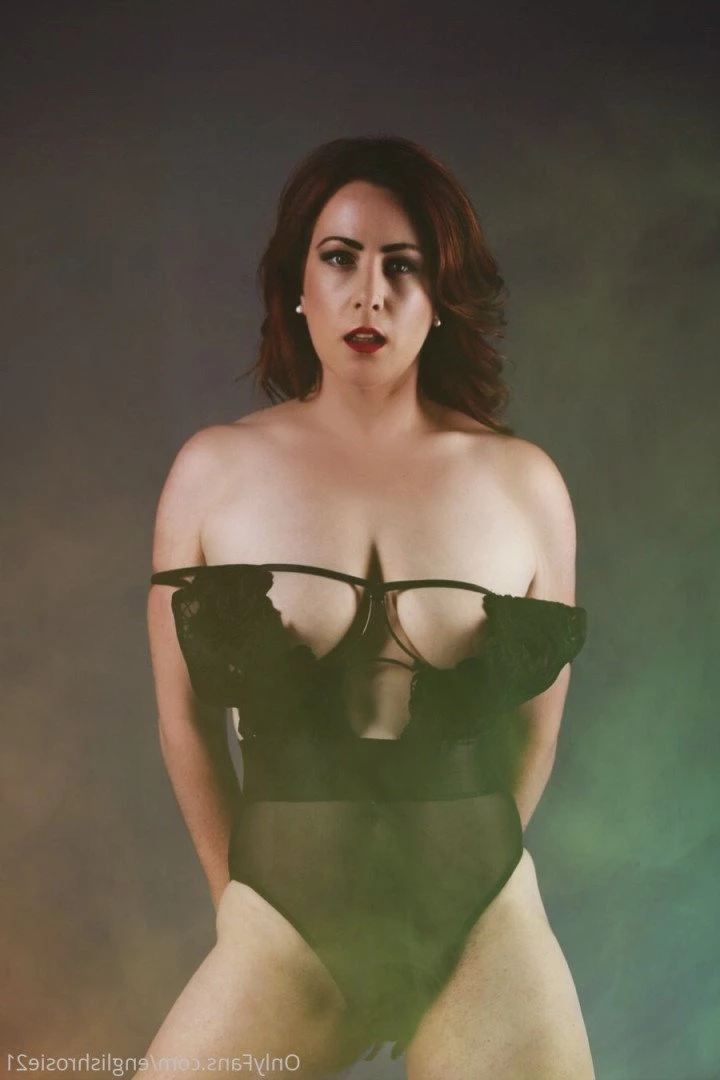 Sexy momma M1LF Rosie Big tits girl [ englishrosie21 ] Onlyfans leaked photo 3685669 on Hotleaks.tv