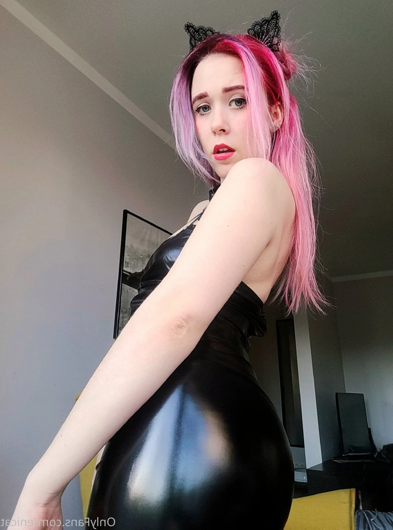 Enicat🦄 [ enicat ] Onlyfans leaked photo 3432232 on Hotleaks.tv