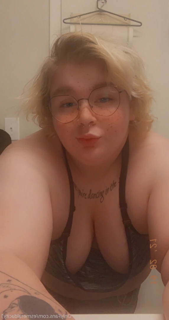Emi 🍄 [ esmeraldacity1 ] Onlyfans leaked photo 5900207 on Hotleaks.tv