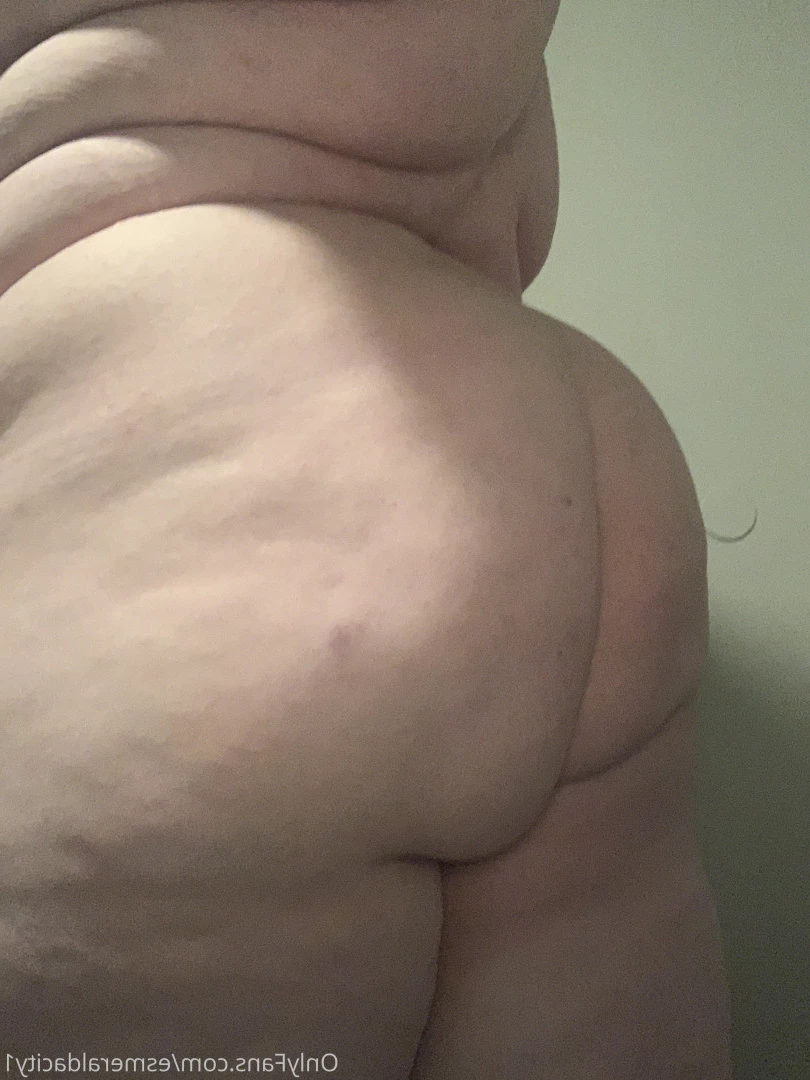 Emi 🍄 [ esmeraldacity1 ] Onlyfans leaked photo 5900399 on Hotleaks.tv