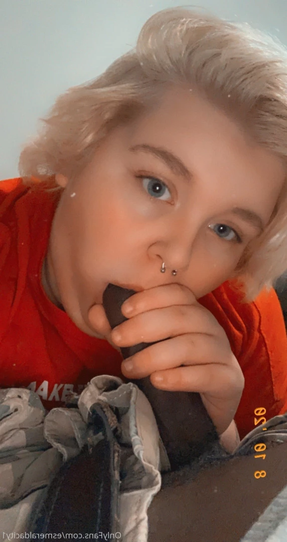 Emi 🍄 [ esmeraldacity1 ] Onlyfans leaked photo 5900479 on Hotleaks.tv