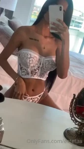 8957018
