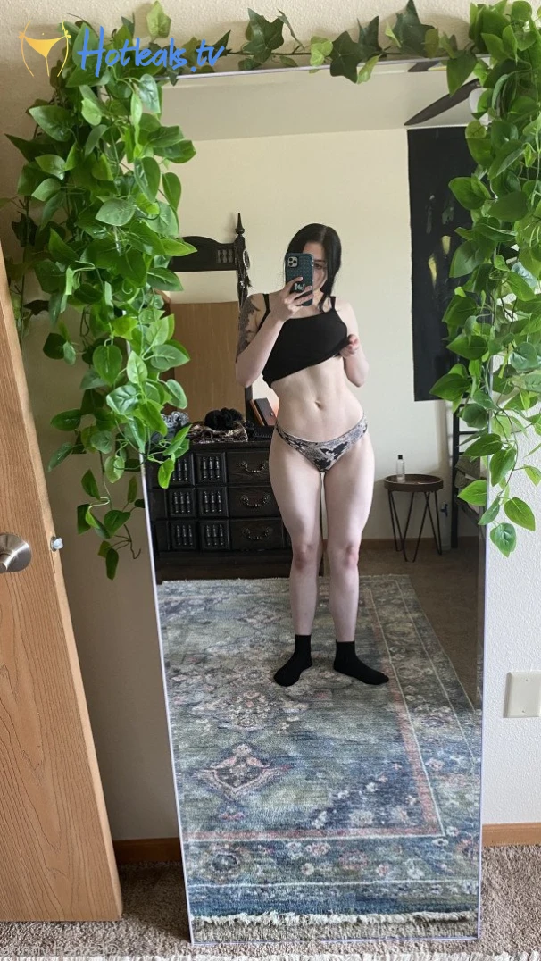 𝑬𝒔𝒕𝒉𝒆𝒓 •🌿• [ estherlynnriefree ] Onlyfans leaked photo 3222152 on Hotleaks.tv