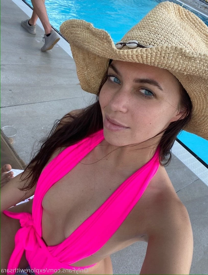 Sara ✨🌺 [ explorewithsara ] Onlyfans leaked photo 3544361 on Hotleaks.tv