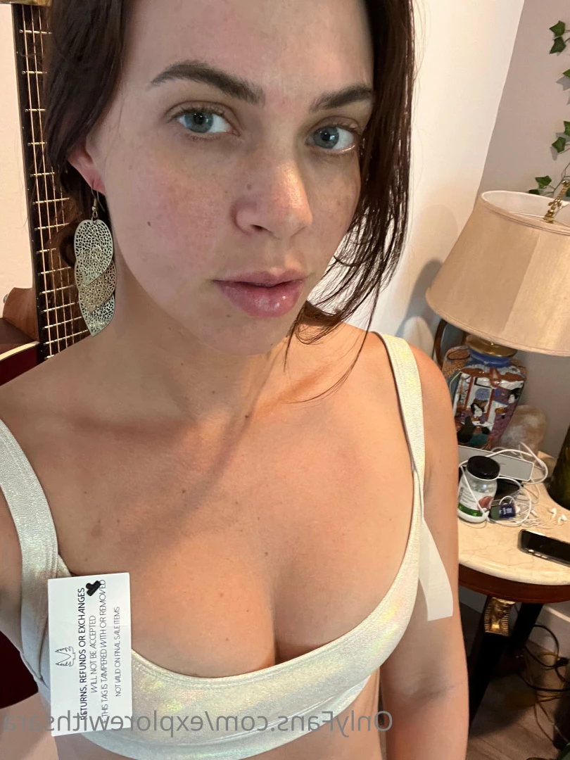 Sara ✨🌺 [ explorewithsara ] Onlyfans leaked photo 6288993 on Hotleaks.tv