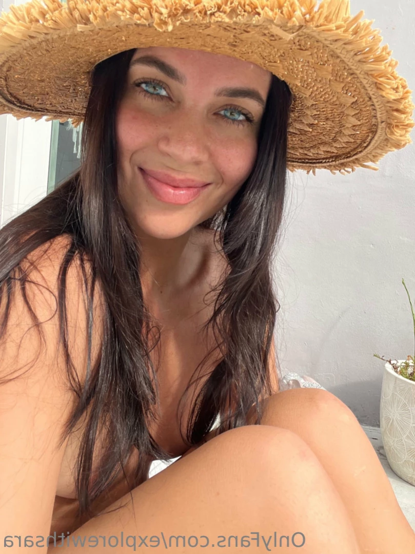 Sara ✨🌺 [ explorewithsara ] Onlyfans leaked photo 11831855 on Hotleaks.tv