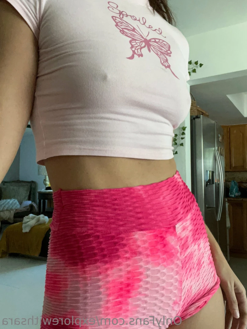 Sara ✨🌺 [ explorewithsara ] Onlyfans leaked photo 14028877 on Hotleaks.tv