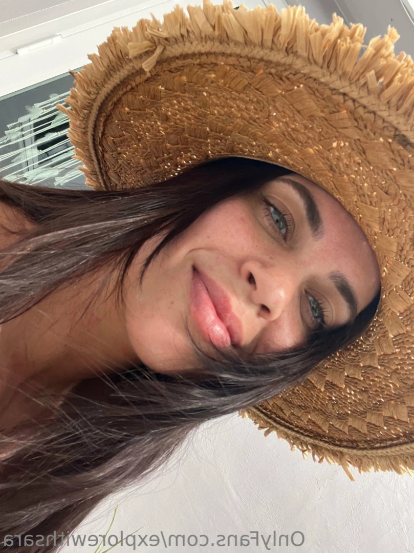 Sara ✨🌺 [ explorewithsara ] Onlyfans leaked photo 14401557 on Hotleaks.tv