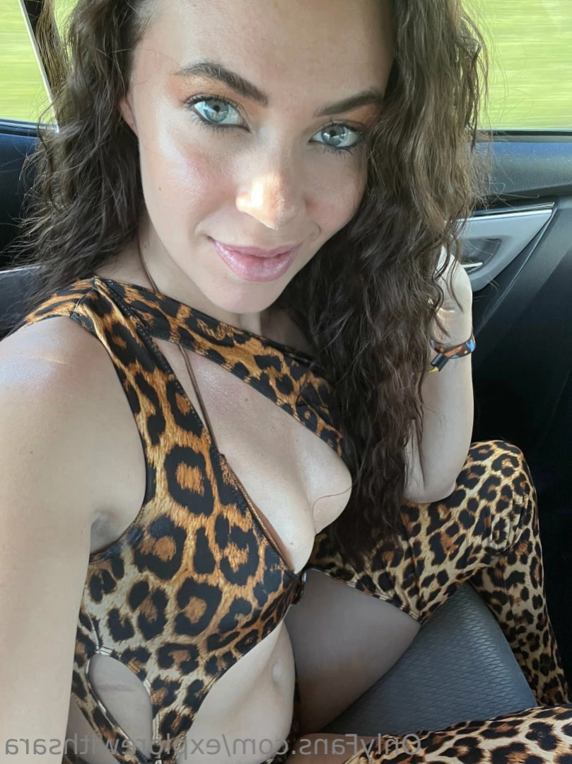 Sara ✨🌺 [ explorewithsara ] Onlyfans leaked photo 14552624 on Hotleaks.tv