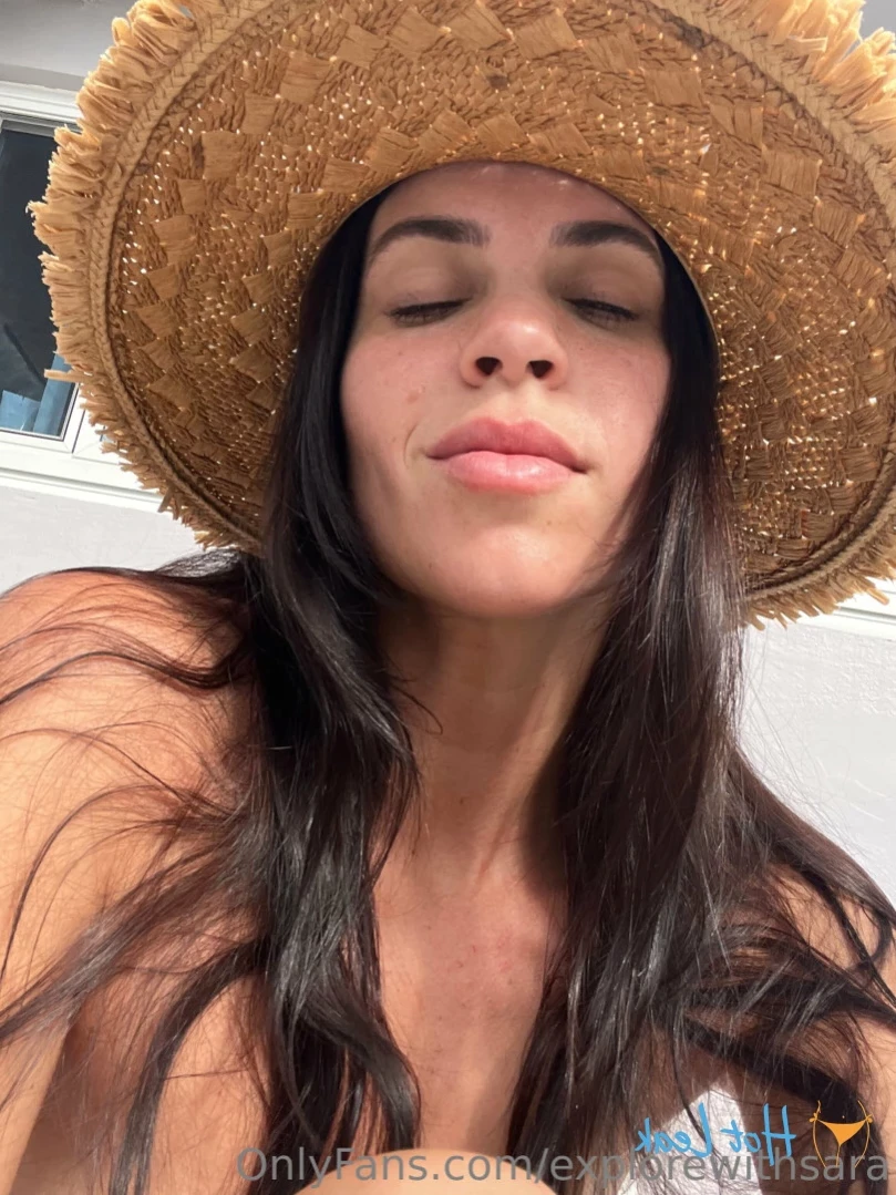 Sara ✨🌺 [ explorewithsara ] Onlyfans leaked photo 14743589 on Hotleaks.tv