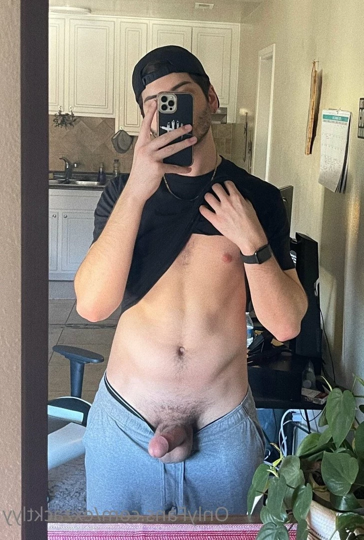 Z [ exzacktlyy ] Onlyfans leaked photo 3436948 on Hotleaks.tv
